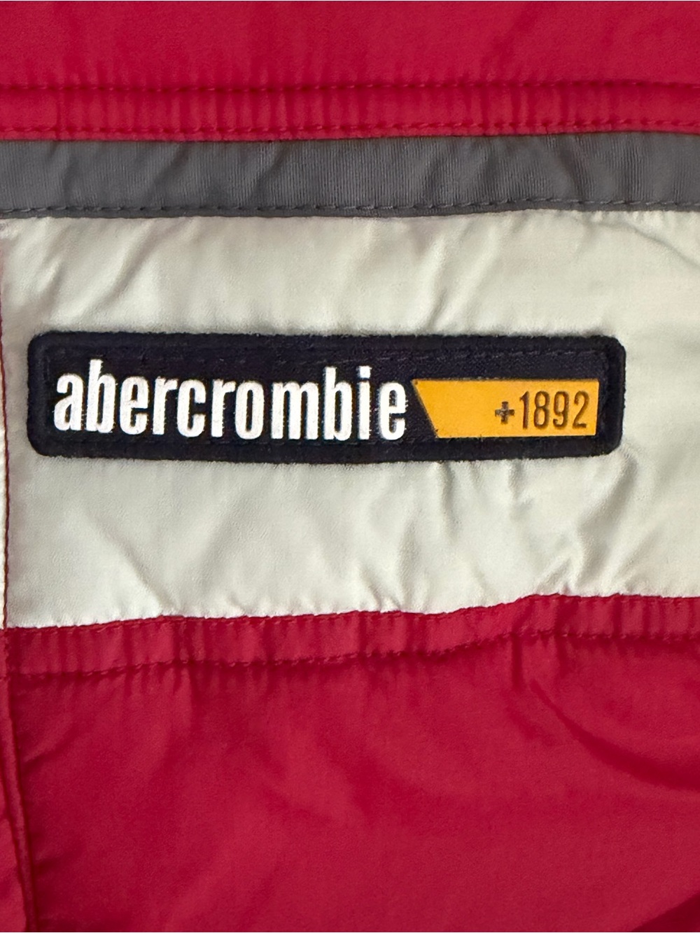 Vintage Abercrombie & Fitch Red Puffer Vest Y2K Colorblock Gorpcore Gilet Size M - Picture 4 of 11